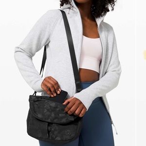Lululemon All Night Festival Bag *5L